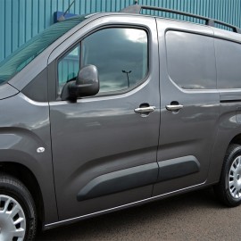 Citroen Berlingo III Mini Van Krom Kapı Kolu (5 Kapı, Paslanmaz Çelik, 2 Delik, 2 Sürgülü) - 2019 ve Sonrası Modeller