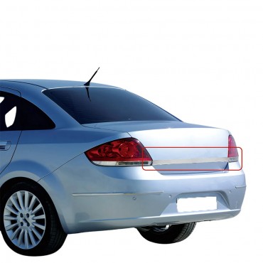 Fiat Linea SD Krom Bagaj Çıtası (Paslanmaz Çelik - Deliksiz) - 2012-2017 Modeller